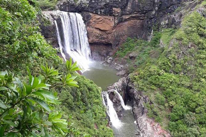 7 Cascades Half Day - Swimming, fish, and a taste of Mauritius