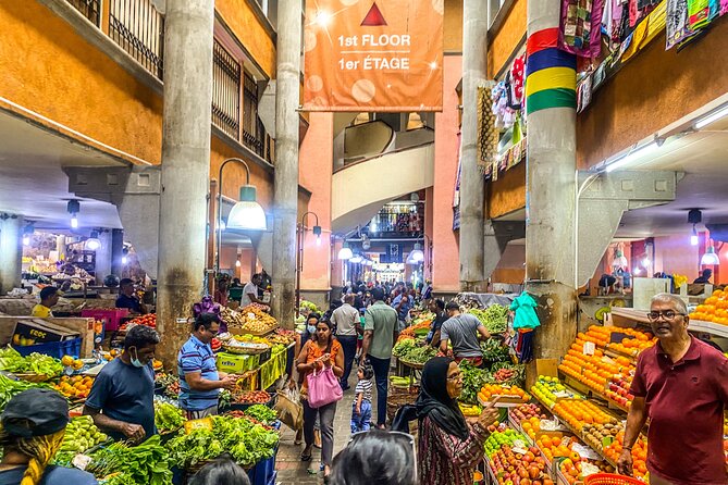 8-Hour Private City and North Tour in Mauritius - Central Market and the everyday capital