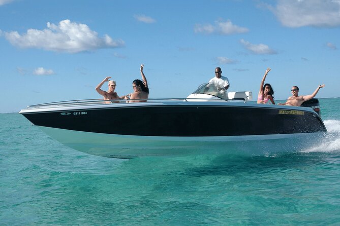 All inclusive SPEEDBOAT FULL DAY to ILE AUX CERF & GRSE WATERFALL - Starting at Trou d’Eau Douce