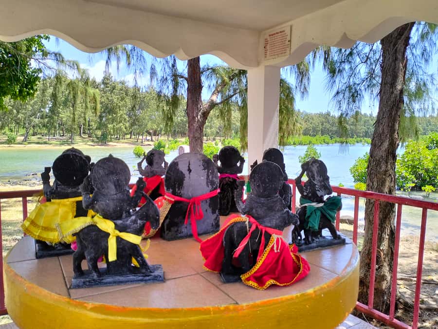 Authentic North East Coast E-bike Guided Tour - Fishermen’s landing stations and village life
