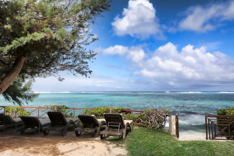 Day Trip at Ile aux Cerfs and other Gems of the South. - Ile aux Cerfs: lunch, beach time, and open space