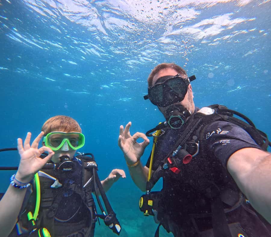 DISCOVER SCUBA DIVING IN LEMORNE with EasydiveMauritius - The $159 price and what it covers