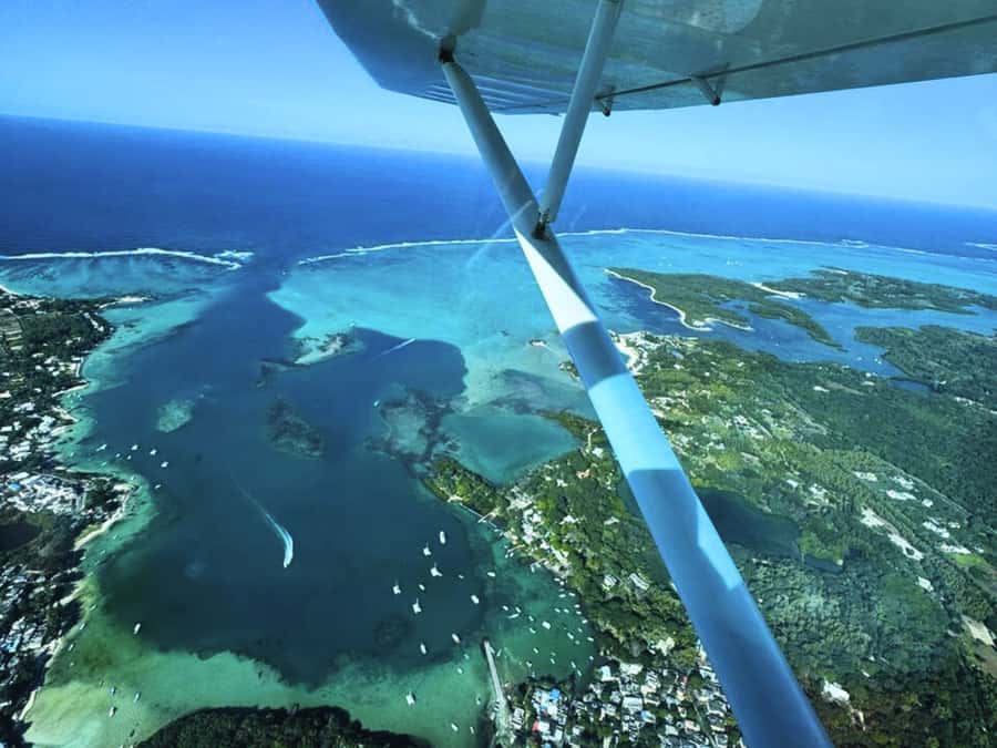 East Coast Mauritius Private Scenic Seaplane Tour - Weather, weight, and timing concerns