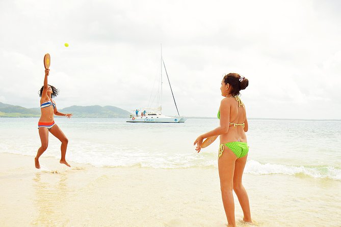 EAST Shared Cruise : OCÉANE Full day catamaran to Ile aux Cerfs - Grand River South East Waterfalls and wildlife