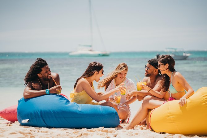EAST Shared Cruise : OCÉANE Full day catamaran to Ile aux Cerfs - Starting at Pointe Maurice in Trou d’Eau Douce