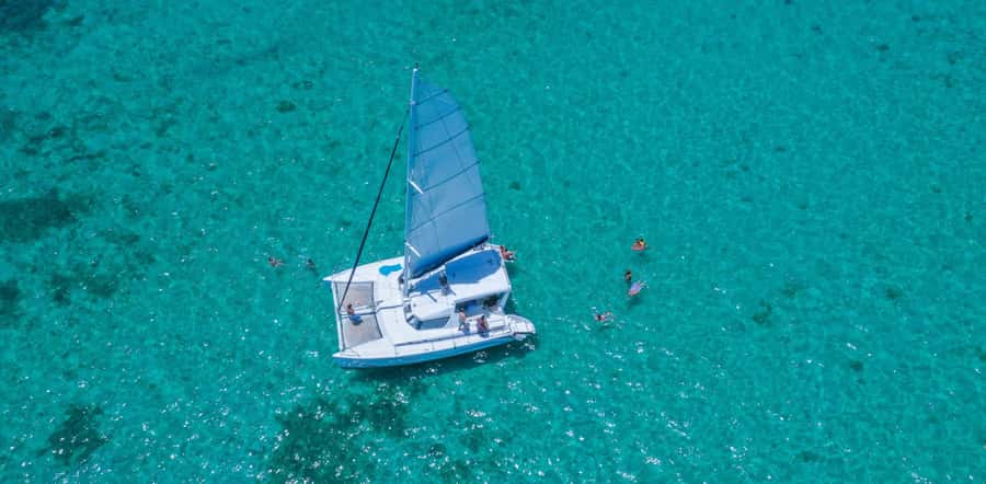 Exclusive Private Catamaran to Ile Aux Cerfs with Lunch - Breakfast, open bar, and the first stretch of sailing