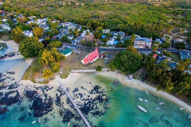 Full-Day North Tour of Mauritius, ALL INCLUSIVE Day Trip, Private SUV Car, Guide - Mont Choisy Beach and a quick taste of the coast