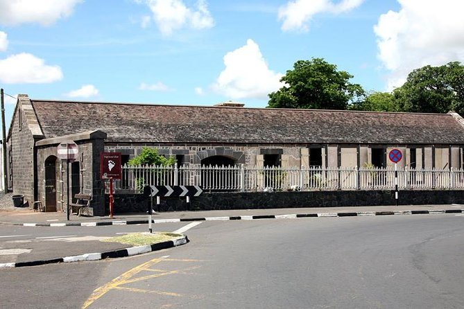 Full Day-Port-Louis Cultural Tour - Kaylasson Temple and its symbolic architecture