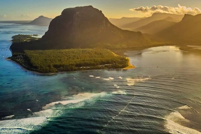 Full-Day Private Hiking le Morne Mountain & Seafood Lunch at Islet Fourneau - What to bring for a safer climb