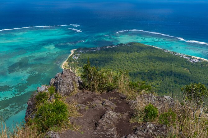 Full-Day Private Hiking le Morne Mountain & Seafood Lunch at Islet Fourneau - Who will get the most from this day