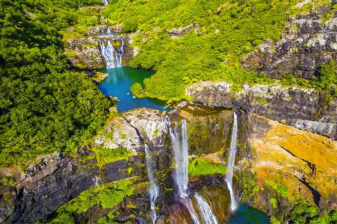 Half Day Hike to Seven Waterfalls in Mauritius - Why Tamarind Falls is worth your morning