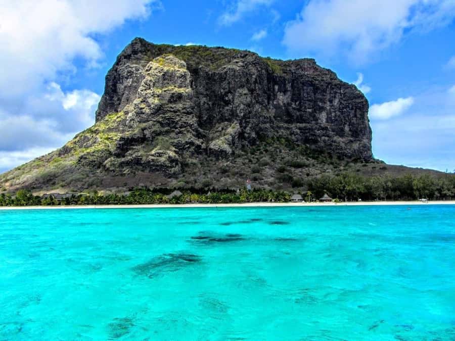 Hike Le Morne & Explore the Southwest (With Transportation) - Early pickup sets the rhythm