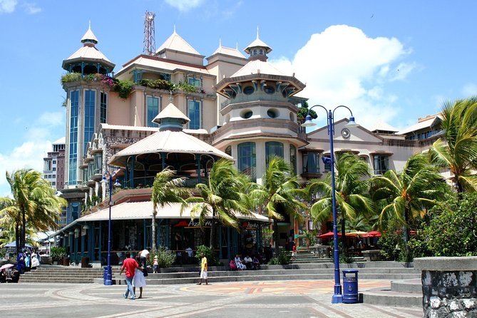 Historical Private Guided Tour, City-SugarWorld-Botanical Garden - Min.2 persons - Citadel Fort Adelaide and the view over Port Louis