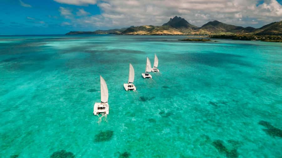 Ile Aux Cerfs: Catamaran Cruise, island, waterfalls, Lunch - Arriving at Ile aux Cerfs