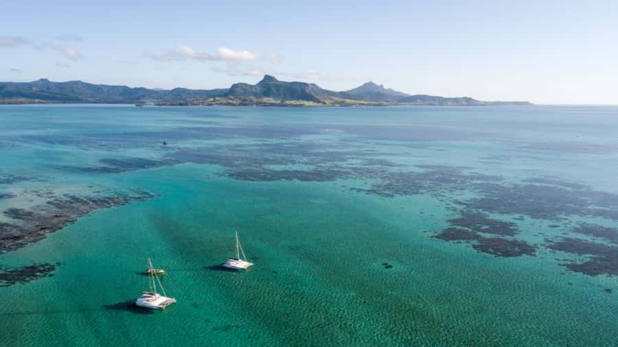Ile Aux Cerfs Catamaran Cruise & Waterfalls- Lunch & Drinks - How the boat atmosphere affects your day
