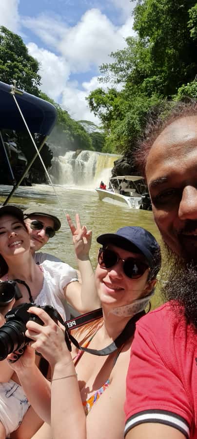 Ile aux Cerfs: Island & Waterfall Speedboat Tour with Lunch - How much value do you get for $55?