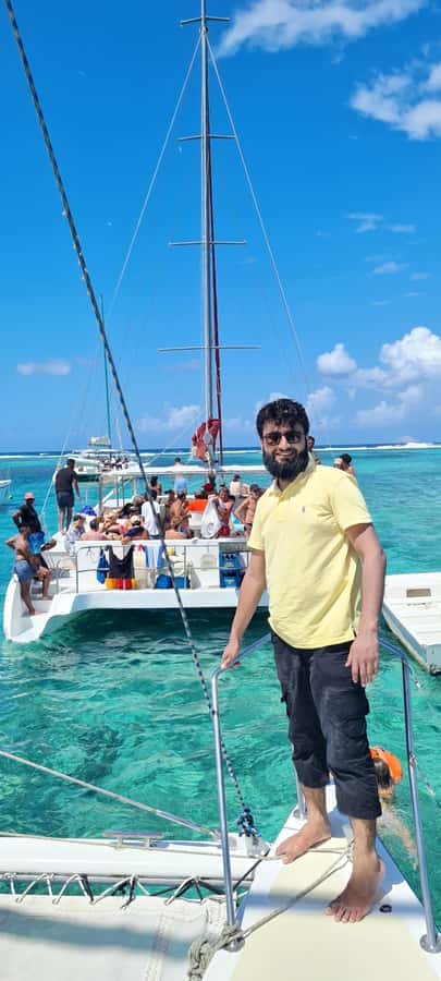 Ilot Gabriel: Catamaran Cruise & BBQ Lunch - Snorkeling without supplied equipment