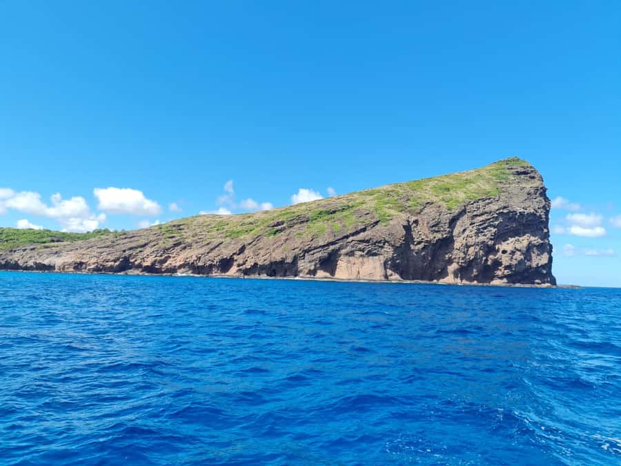 Ilot Gabriel: Catamaran Cruise & BBQ Lunch - Weather, comfort, and who should skip it