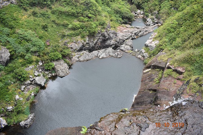 Les septs Cascades Tamarind Falls - The waterfalls and pools are the main reward