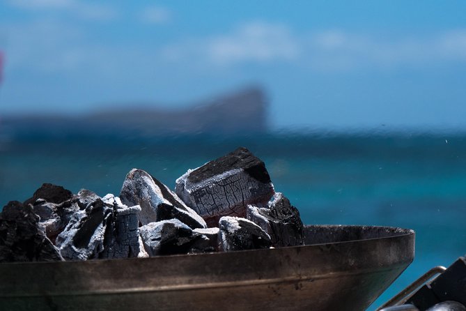Luxury Catamaran Cruise: The Northern Islands - The crew sets the tone
