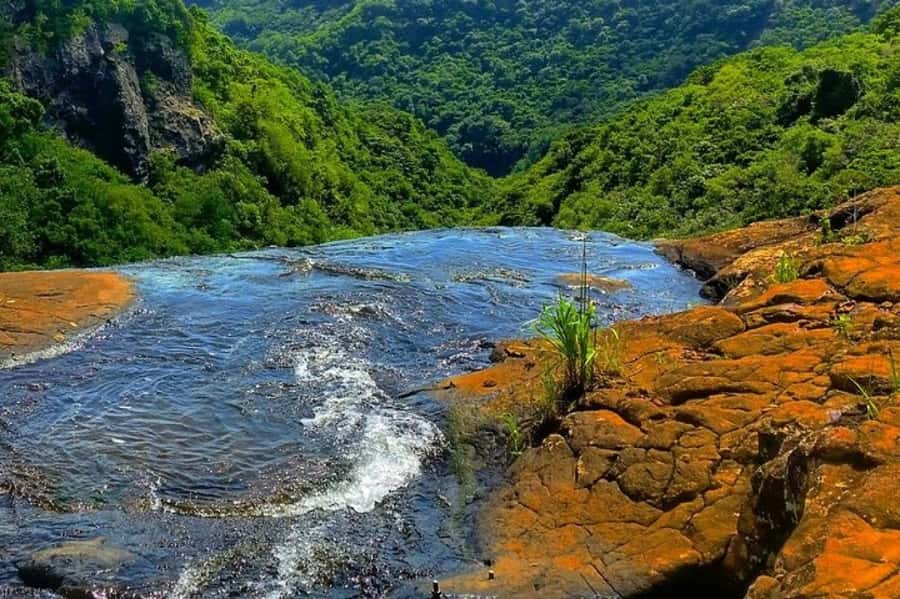 Mauritius: 7 Waterfalls Hike with Lunch and Hotel Transfers - Why Tamarind Falls is worth leaving the beach for