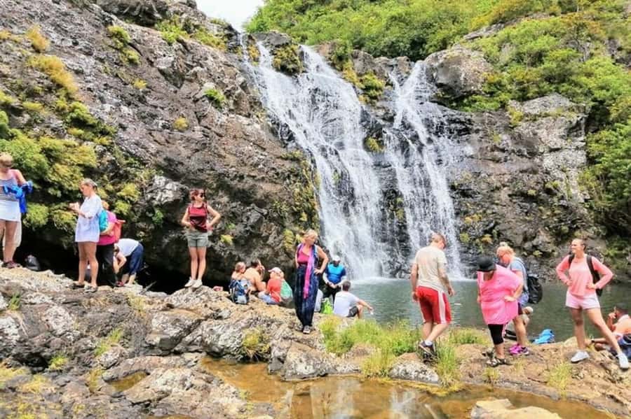 Mauritius: 7 Waterfalls Hike with Lunch and Hotel Transfers - Lunch, snacks, and what to expect from the food
