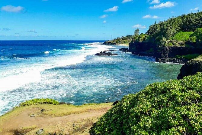 Mauritius Adventure tour - Macondé viewpoint delivers the classic coastal photograph