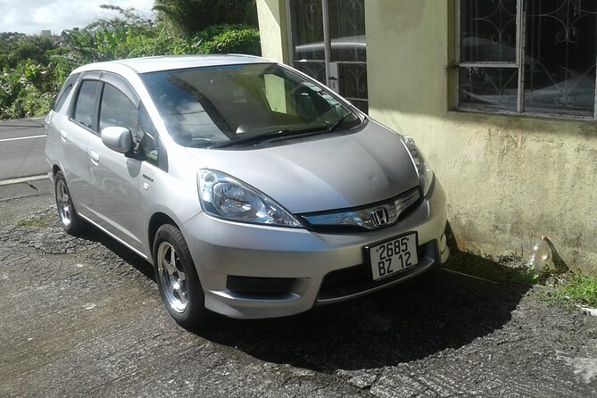 Mauritius Arrival Transfer By Sedan Car ( One Way ) - A calm start at Mauritius airport