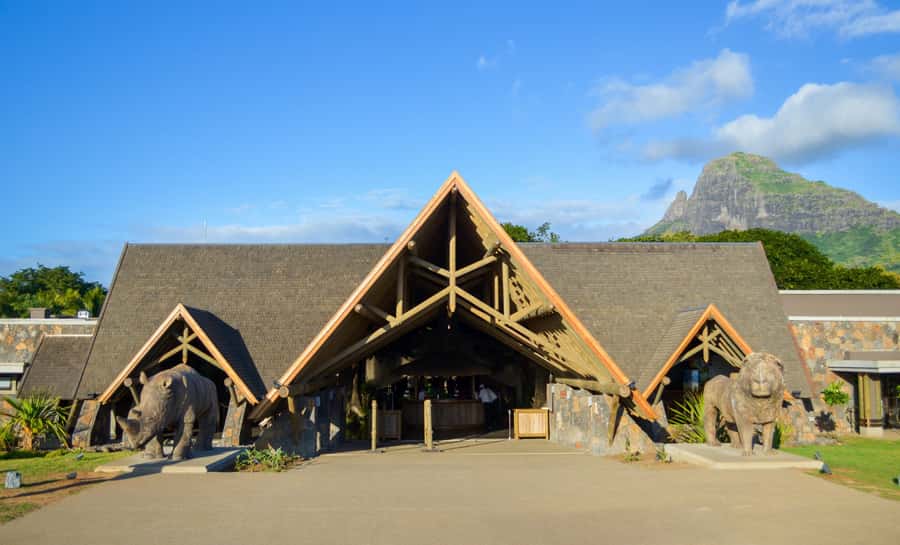 Mauritius: Casela Nature Parks Entrance Ticket with Transfer - Casela’s setting on Mauritius’s west coast