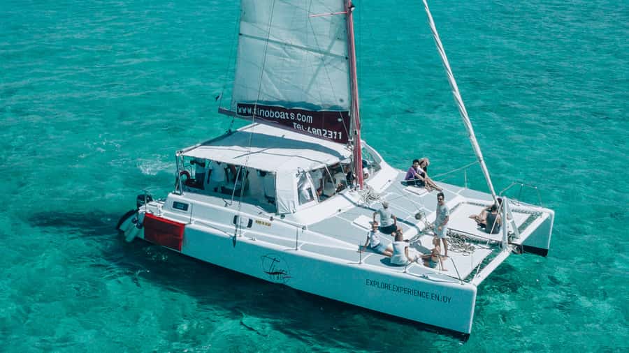 Mauritius: Catamaran Day Cruise to lle aux Cerfs with Lunch - Passing Ile aux Cerfs on the way south