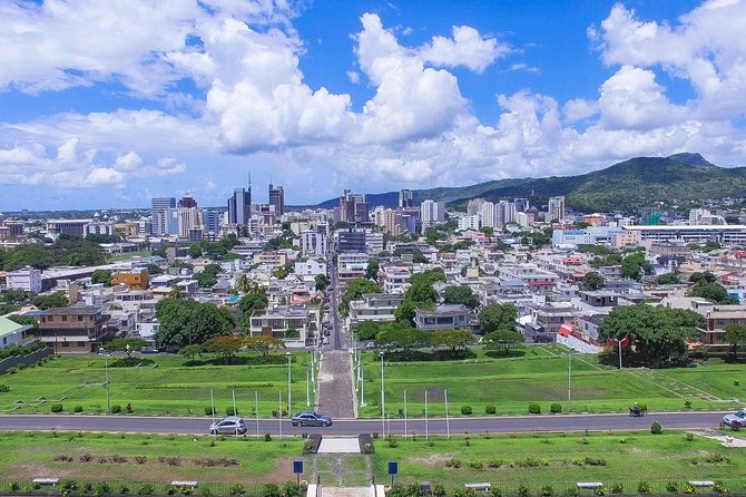 Mauritius City Tour, ALL INCLUSIVE Day Trip, Private SUV Car with Guide - Central Market puts food and daily life first