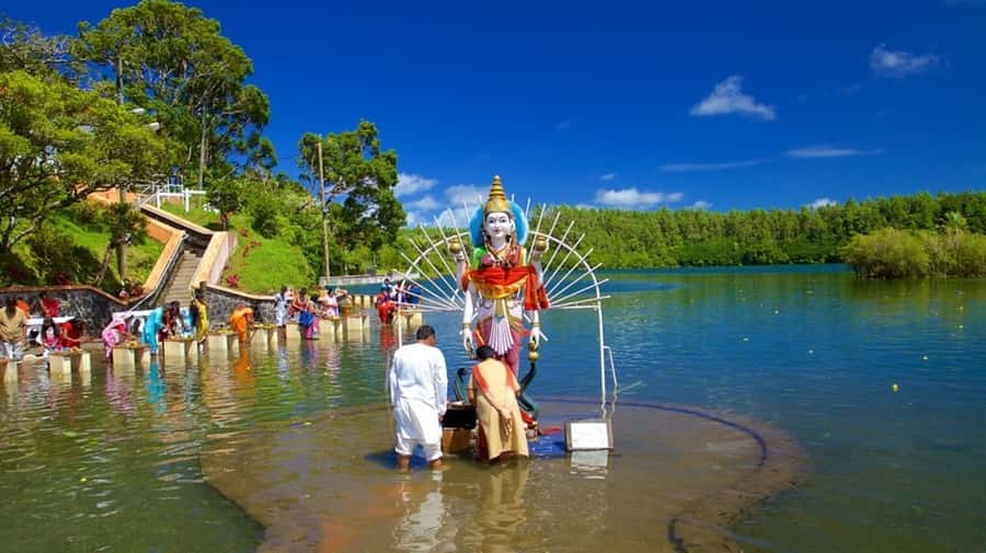 Mauritius: Full Day Private Tour of the South - What the private guide adds