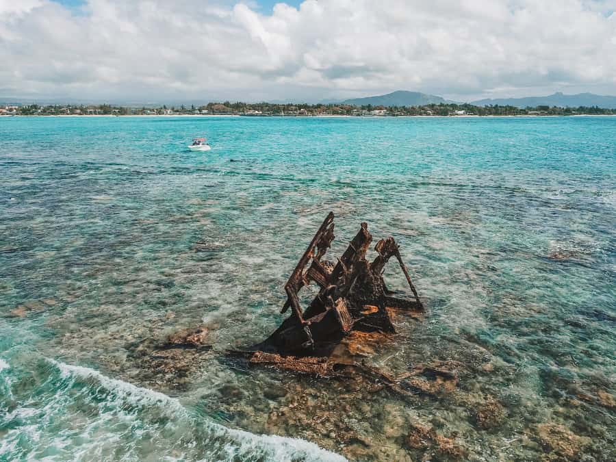 Mauritius: Full-Day Speedboat Tour to Ile aux Cerfs & BBQ - Key points at a glance