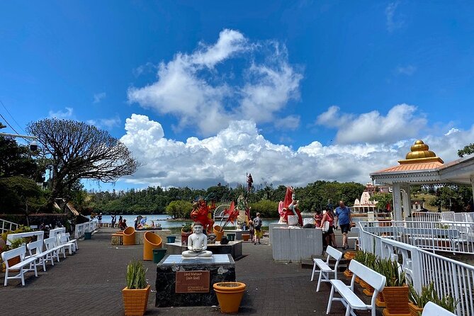Mauritius full day tour : Private south west with lunch - Chamarel Waterfall and the inland views