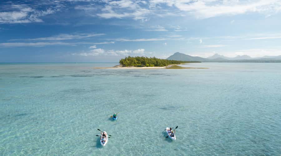 Mauritius: Guided Kayak tour to Benitiers Island - Should you book it?