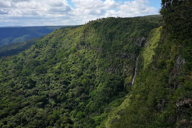 Mauritius Guided Southwest tour (Private) - Chamarel’s Seven Coloured Earth