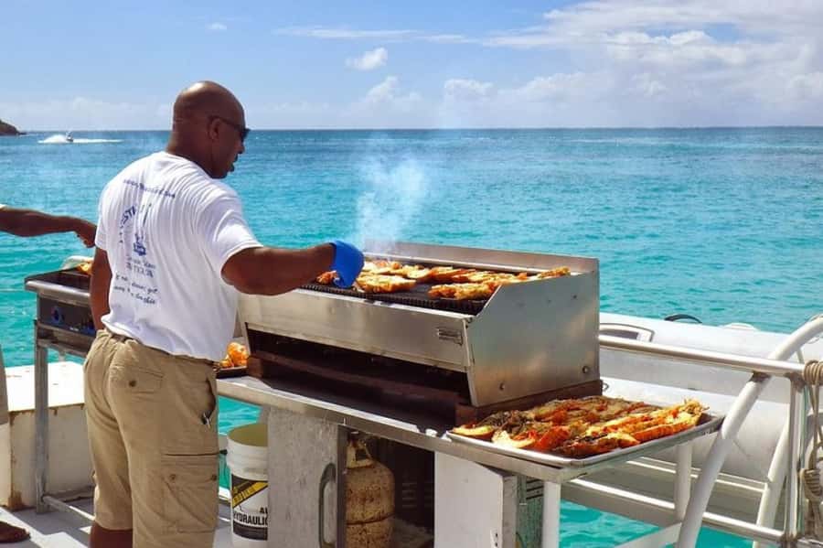 Mauritius: Ile Aux Cerfs Catamaran Trip w/ Lunch & Transfer - Ile aux Cerfs and Its Famous Beaches