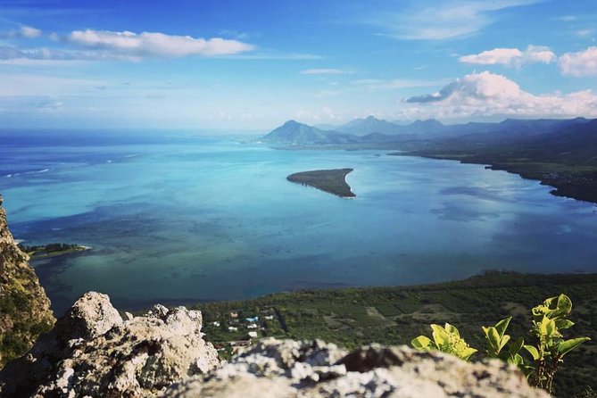 Mauritius Le Morne Hiking including transfer - The first steps on the mountain