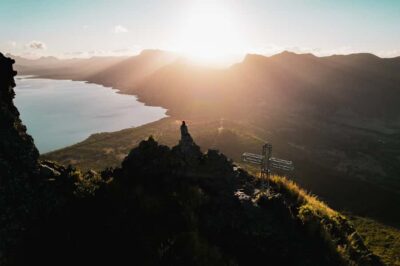 Le Morne Mountain Guided Sunrise Hike and Climb