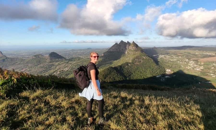 Mauritius: Le Pouce Guided Hiking Experience with a local - The first section, vegetation and steady climbing