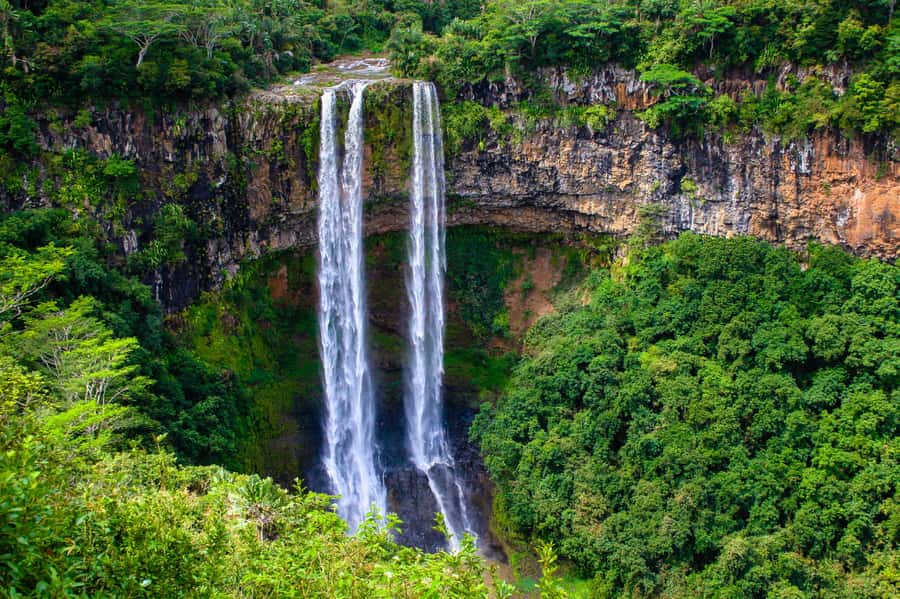 Mauritius: Private Full Day Tour with Entry Tickets & Lunch - Floreal, factory prices, and handmade ship models
