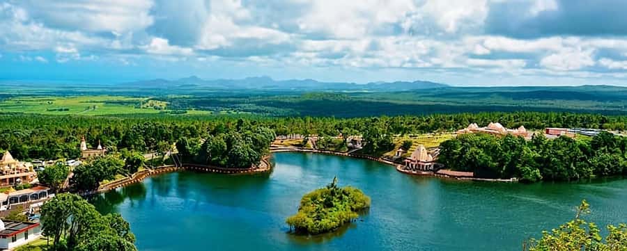 Mauritius: Private South Day Tour with Hotel Transfer - Grand Bassin brings culture into the day