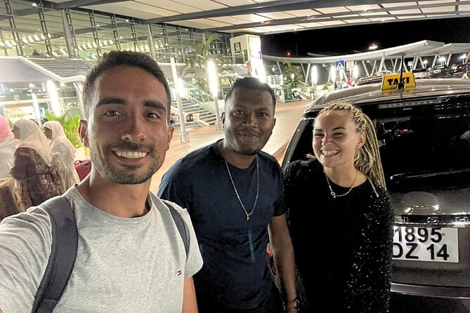 Mauritius Private Transfers: Airport and Ground Services - The ride itself: clean cars, luggage help, and local conversation