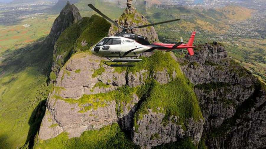 Mauritius: Scenic Helicopter Flight with Hotel Transfers - Mauritius from above: what the flight reveals
