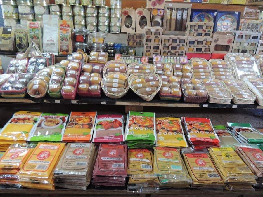 Mauritius: Shopping Tour - Port Louis Markets & Grand Baie - Key points at a glance