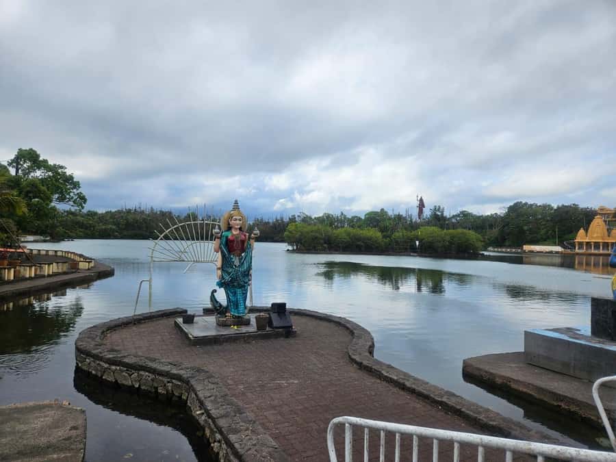 Mauritius: Sights of the South Private Tour with Rum Tasting - Mare aux Vacoas and the quiet central plateau