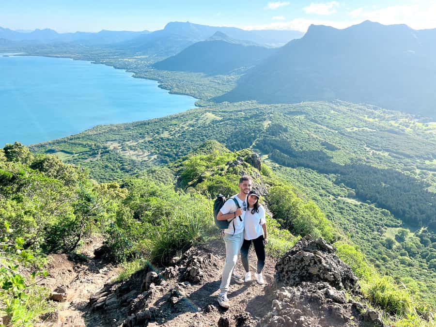 Mauritius: Sunrise Mountain Hike with Southwest Road-trip - A mountain start before Mauritius wakes up