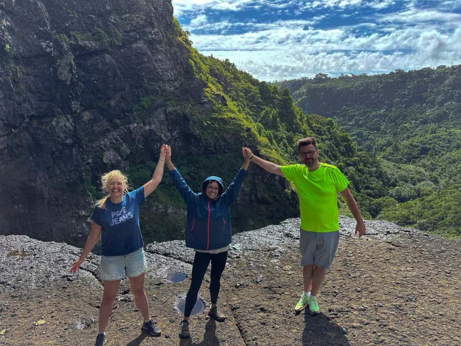 Mauritius: The Iconic Waterfalls hike + Mauritian picnic - Who will enjoy this Tamarind Falls hike?