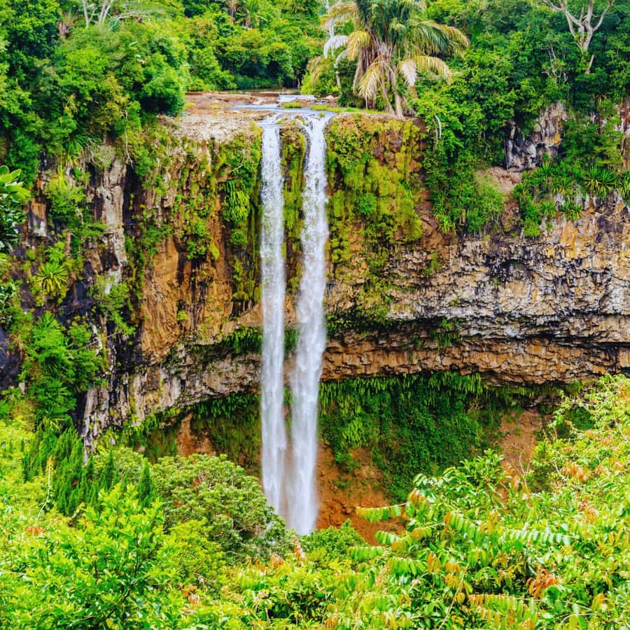 Mauritius: Underwater waterfall by Helicopter tour - Starting at the airport and flying toward Grand Bassin