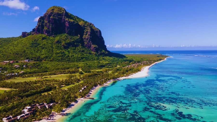 Mauritius: Underwater waterfall by Helicopter tour - Chamarel Colored Earths and waterfalls